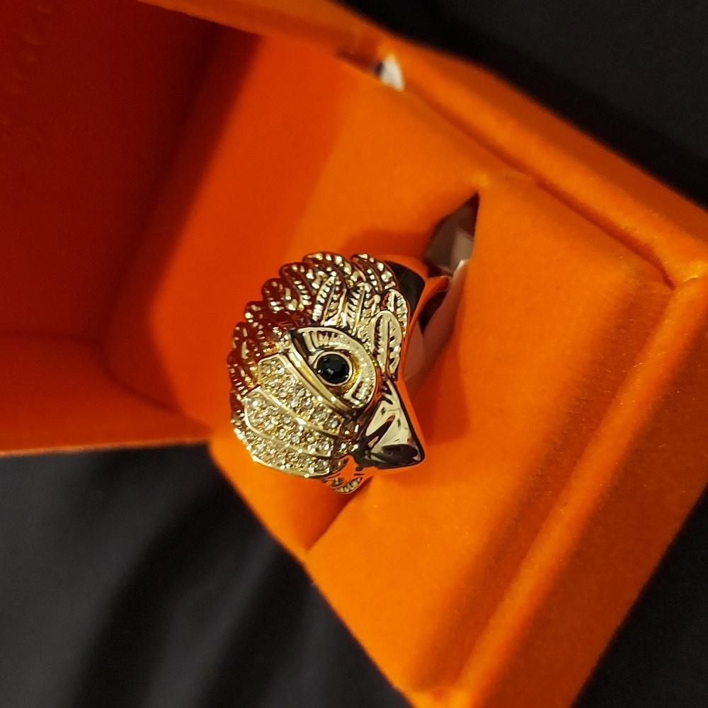 KURT GEIGER LONDON Pave' Crystal Eagle Ring Size 8 - Picture 2 of 6